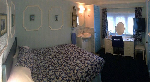 Vulcan Lodge Guest House Horley Dış mekan fotoğraf