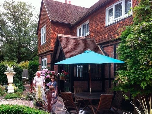 Vulcan Lodge Guest House Horley Dış mekan fotoğraf